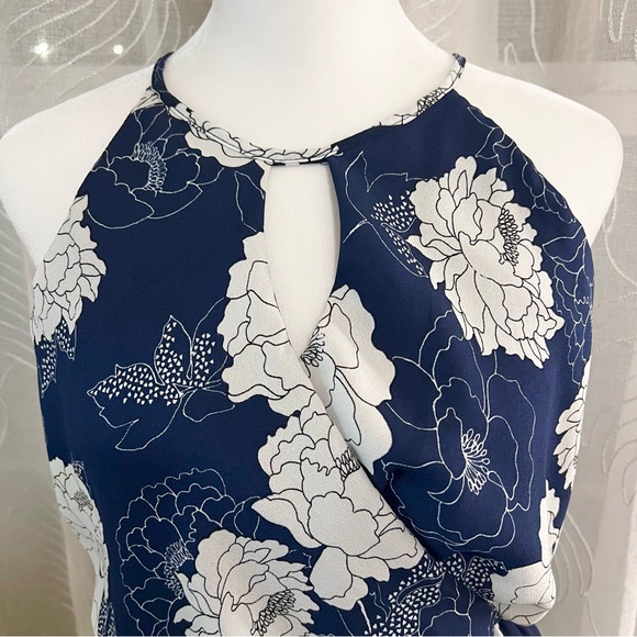 Altar’d State Navy Floral Keyhole Maxi Dress - Picture 2 of 4